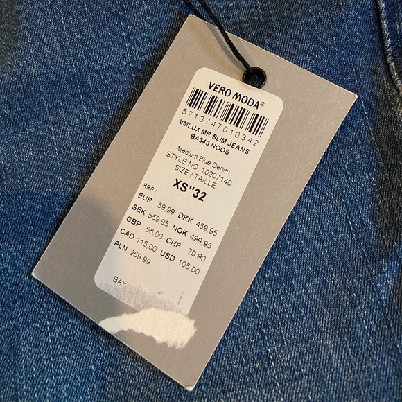 Vero Moda Mid Rise Slim Jeans - Picture 5 of 6